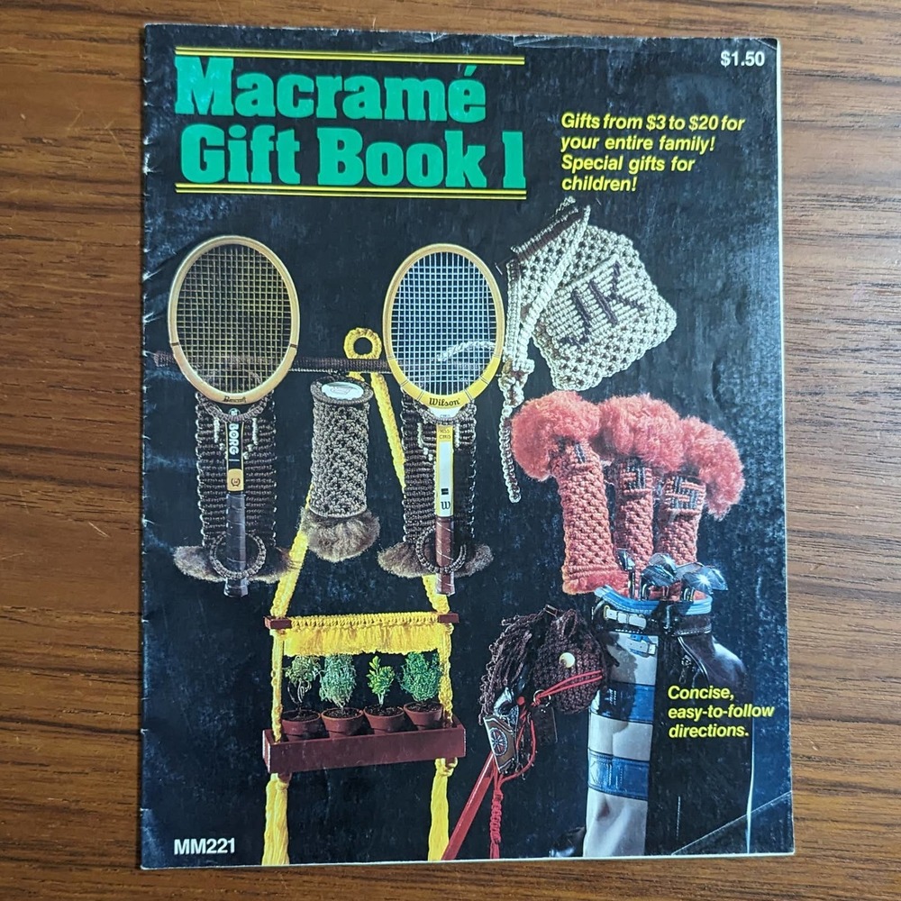 Macrame Gift Book 1 Patterns & Directions 1977
